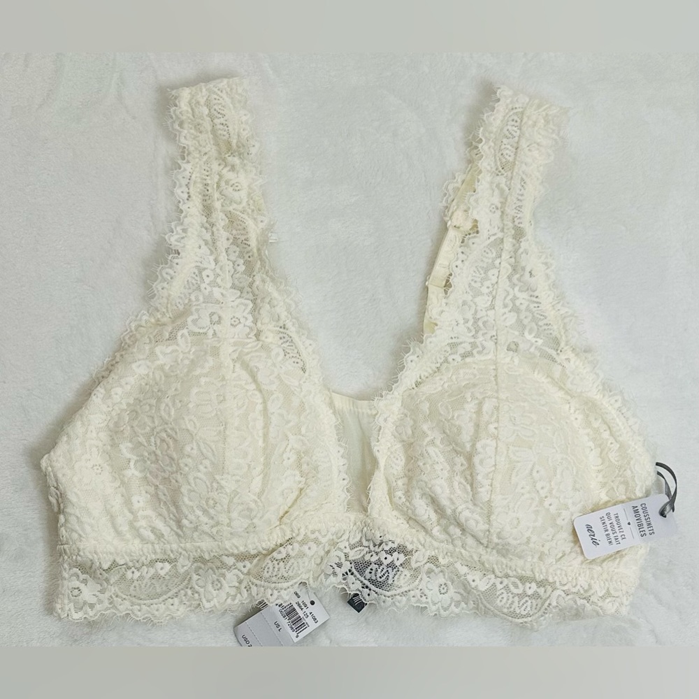 Aerie Show Off Eyelash Lace Padded Plunge Bralette, Cream Size L